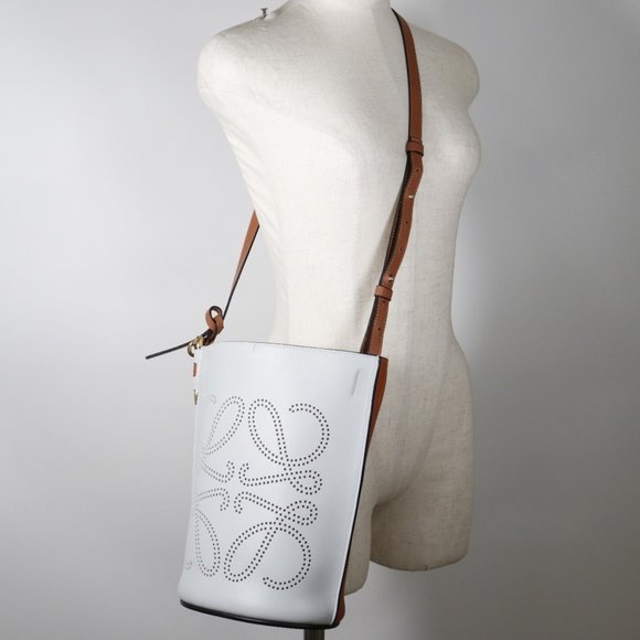 LOEWE  Shoulder Bag - Picture 4 of 8